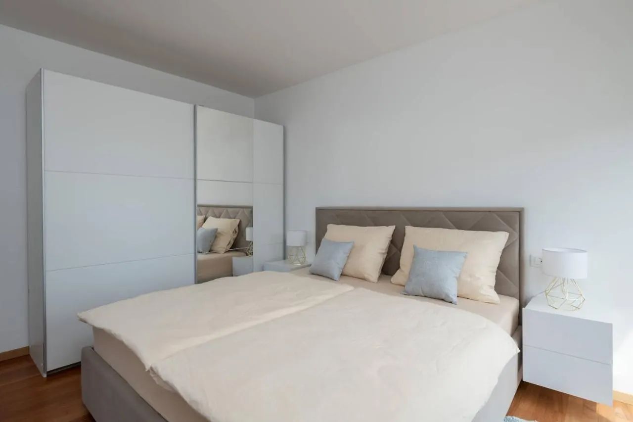 Villa Sunsea With Heated Pool Vodnjan 0*,  Croatia