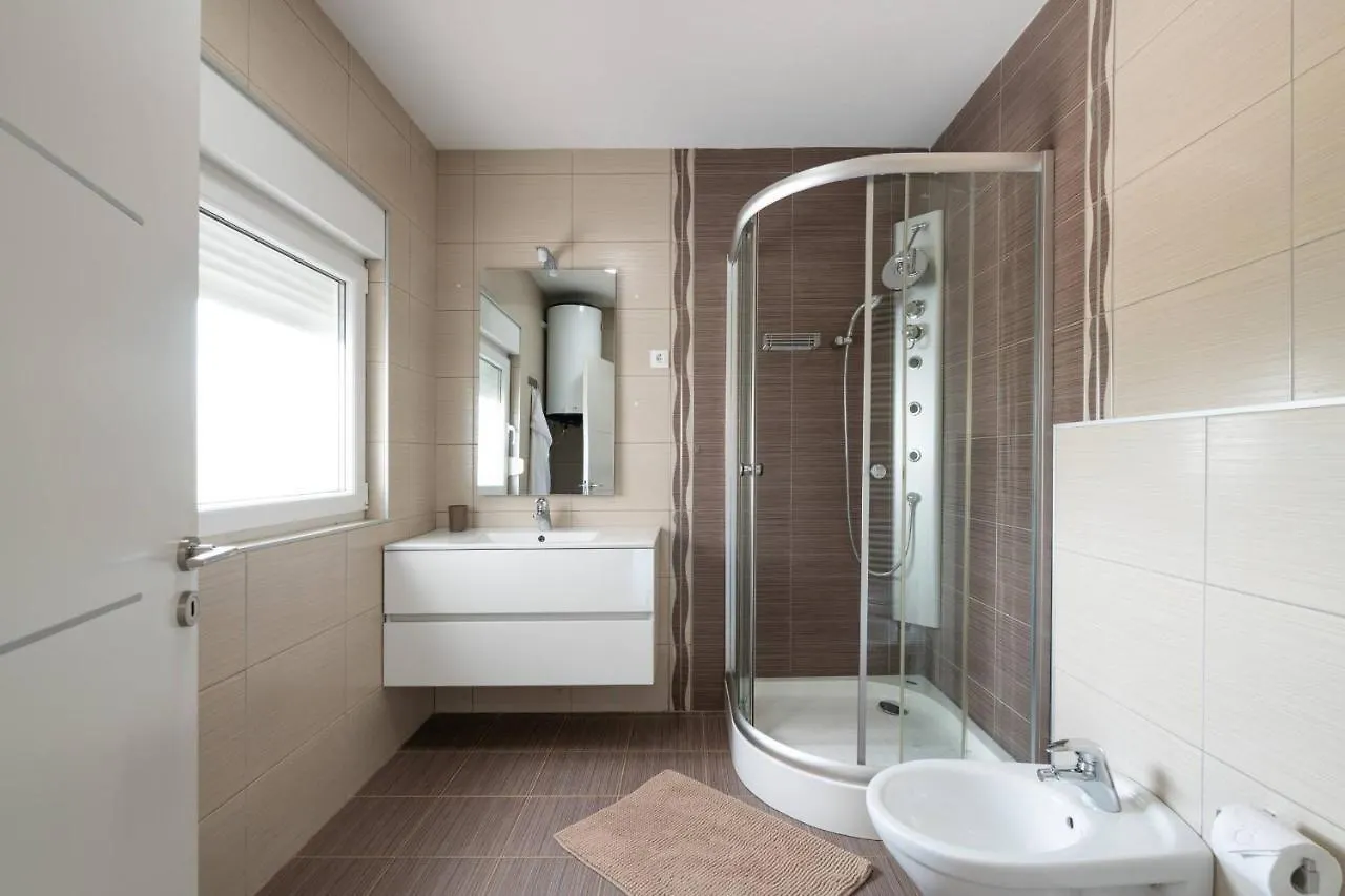Villa Sunsea With Heated Pool Vodnjan