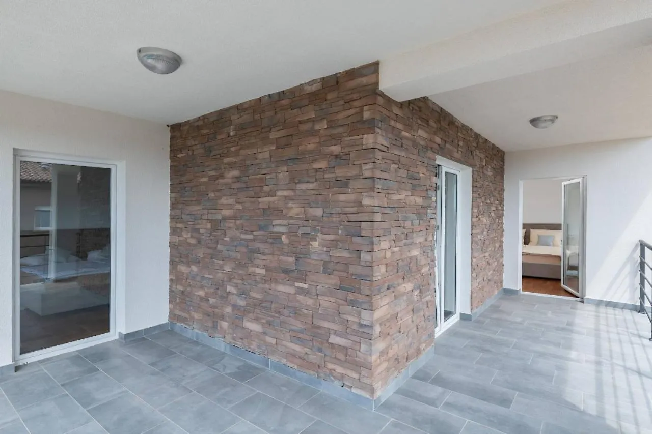 Villa Sunsea With Heated Pool Vodnjan 0*,