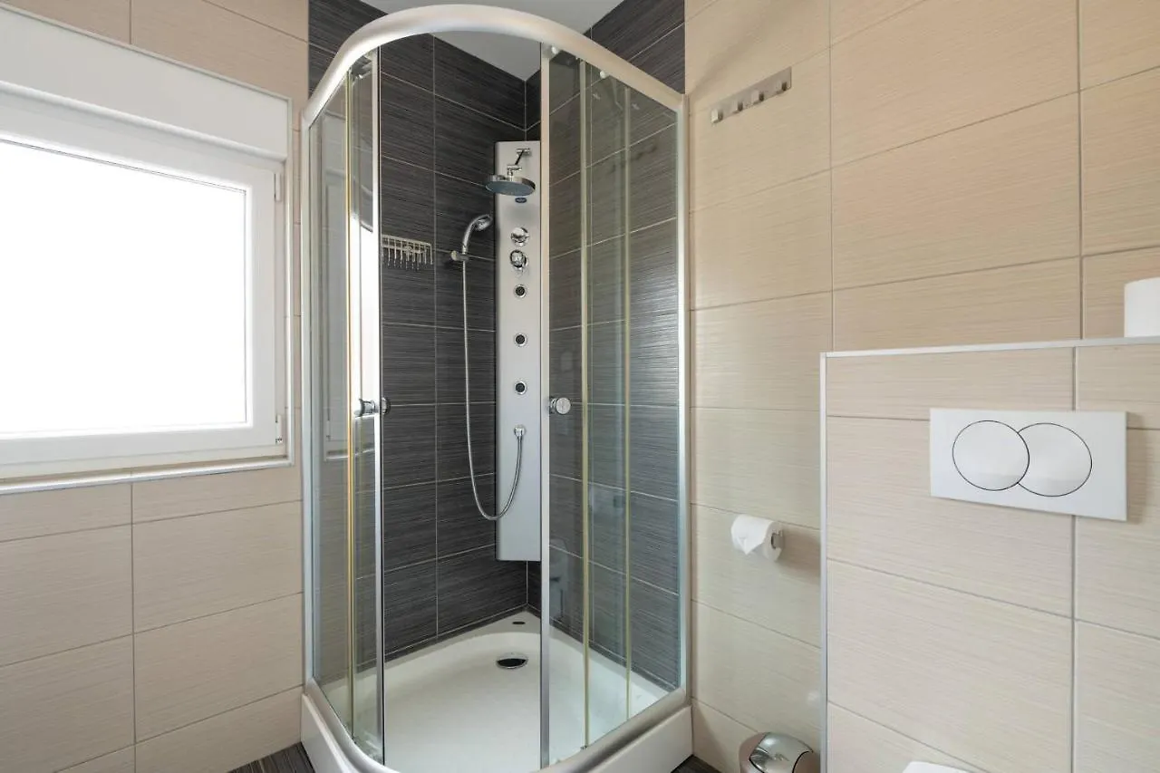 Villa Sunsea With Heated Pool Vodnjan