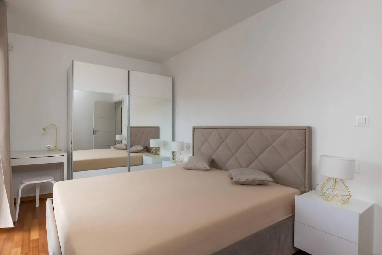 Villa Sunsea With Heated Pool Vodnjan
