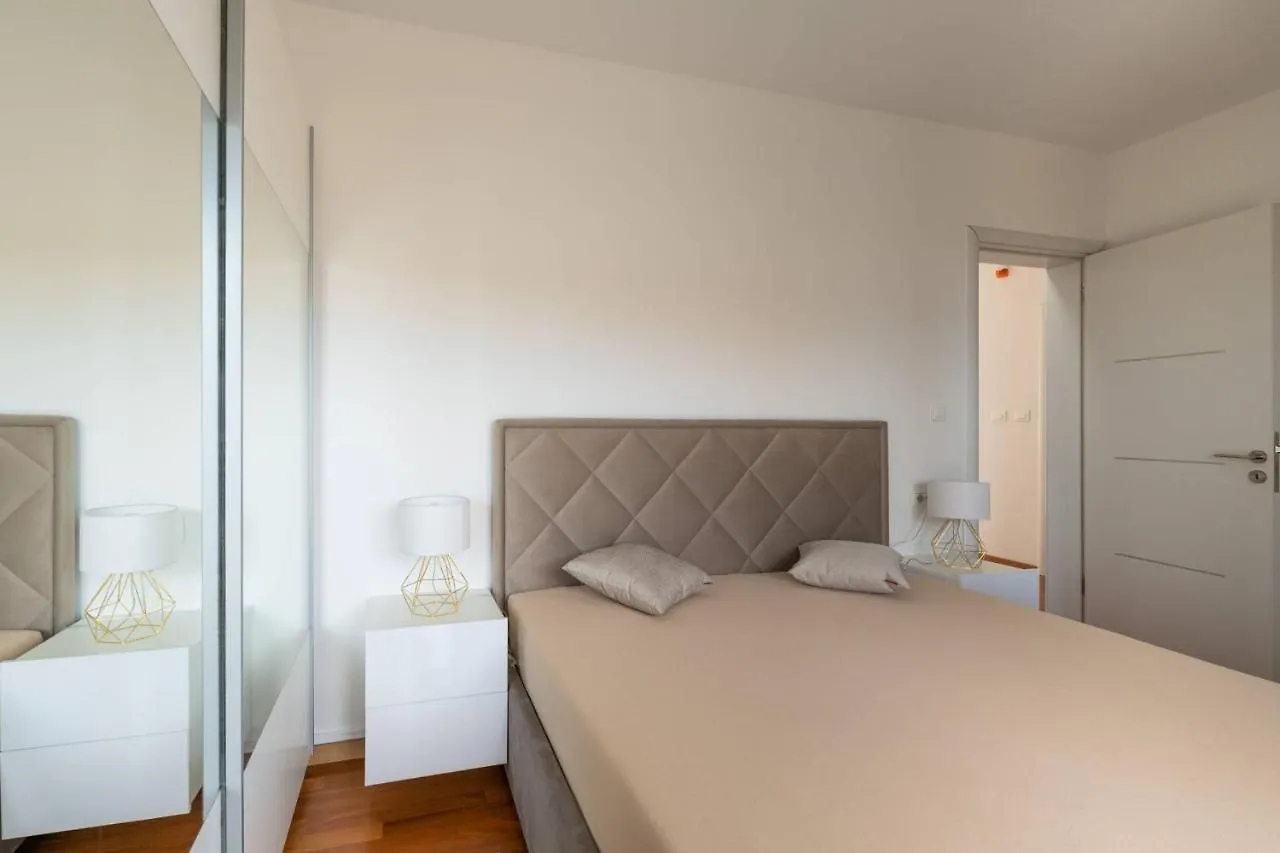 Villa Sunsea With Heated Pool Vodnjan
